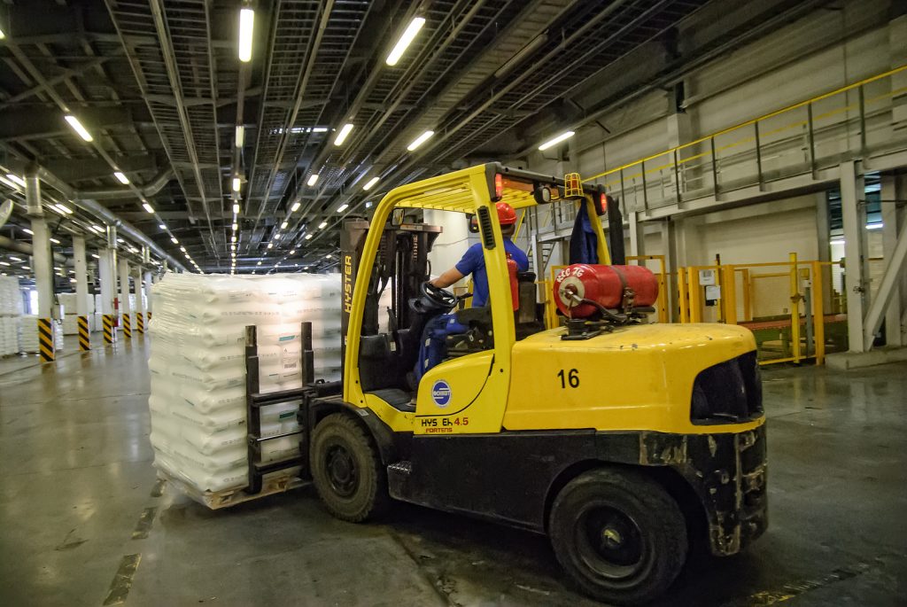 know the dangers of carbon monoxide and forklifts